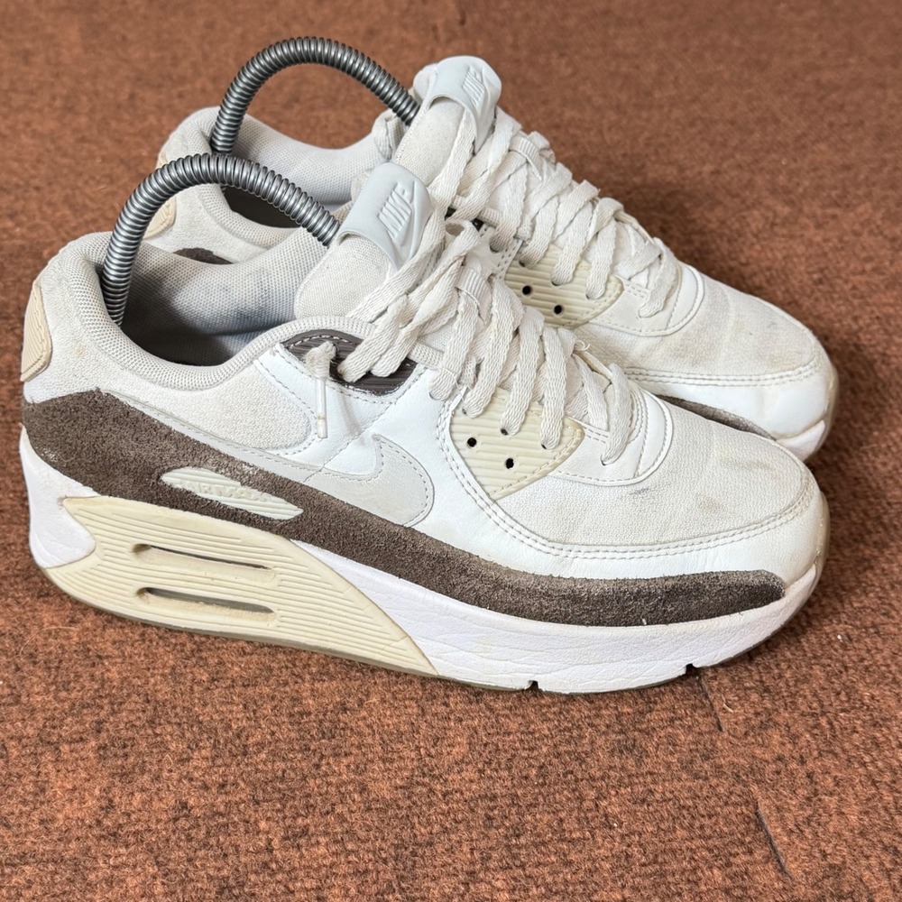 Nike Air Max 90 Sail Baroque Brown Gum FD4328-102 Womens 8 Low Top Sneakers